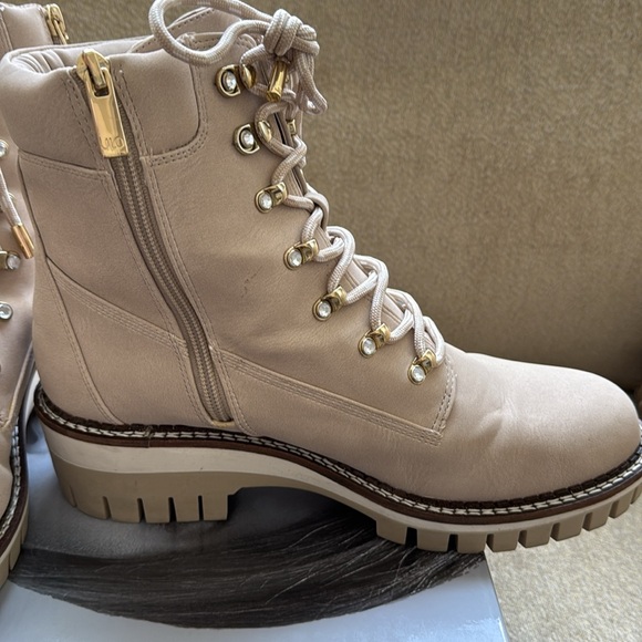 EUC Jennifer Lopez Women's Beige Ankle Boots, Aceser, Tapioca, 10M - Picture 2 of 12